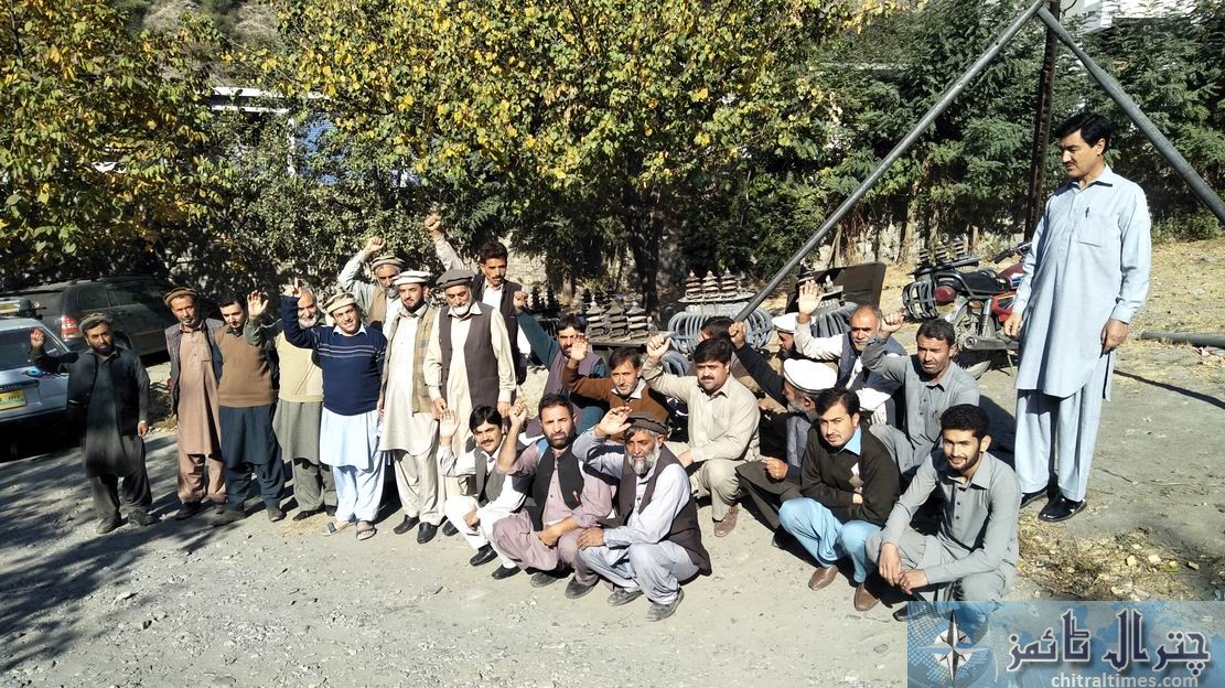 pesco workers protest chitral 1