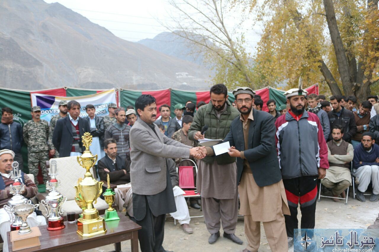 inter school tournament chitral ended lt col chief guest335