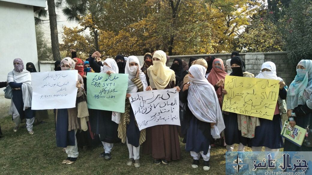 svti chitral students protest against principal termination4