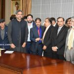 Sartaj Ahmad met PM Pakistan2