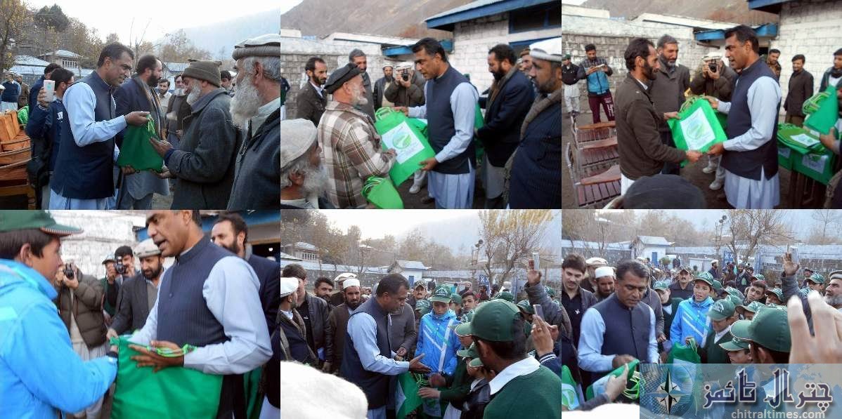 cloth bags distributed in Jughor chitral