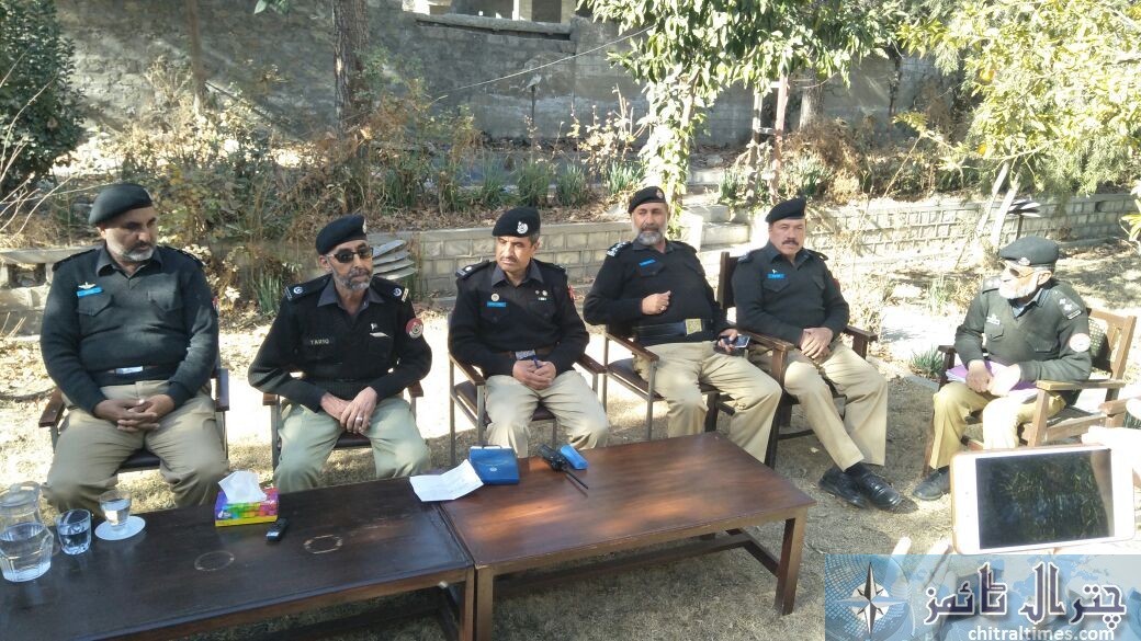 chitral police investigation SP Tariq press breafing 1