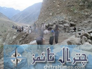 Arandu Chitral road open 1