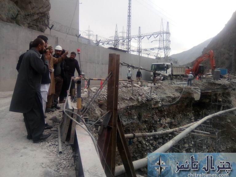 district nazim chitral visit golen water supply scheme 4