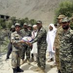 pak army and afghan forces exchanged sweets in arnadu border chitral 3 1