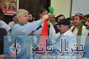 sartaj ahmad khan and other joined pti chitral 5