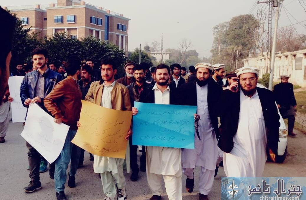 پشاور، چترالی طلباءکا محراب نبی قتل کے خلاف دوبارہ احتجاجی مظاہرہ