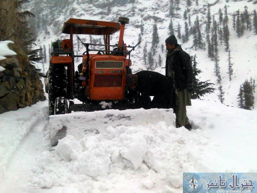 chitral madaklasht road re opeining work continue