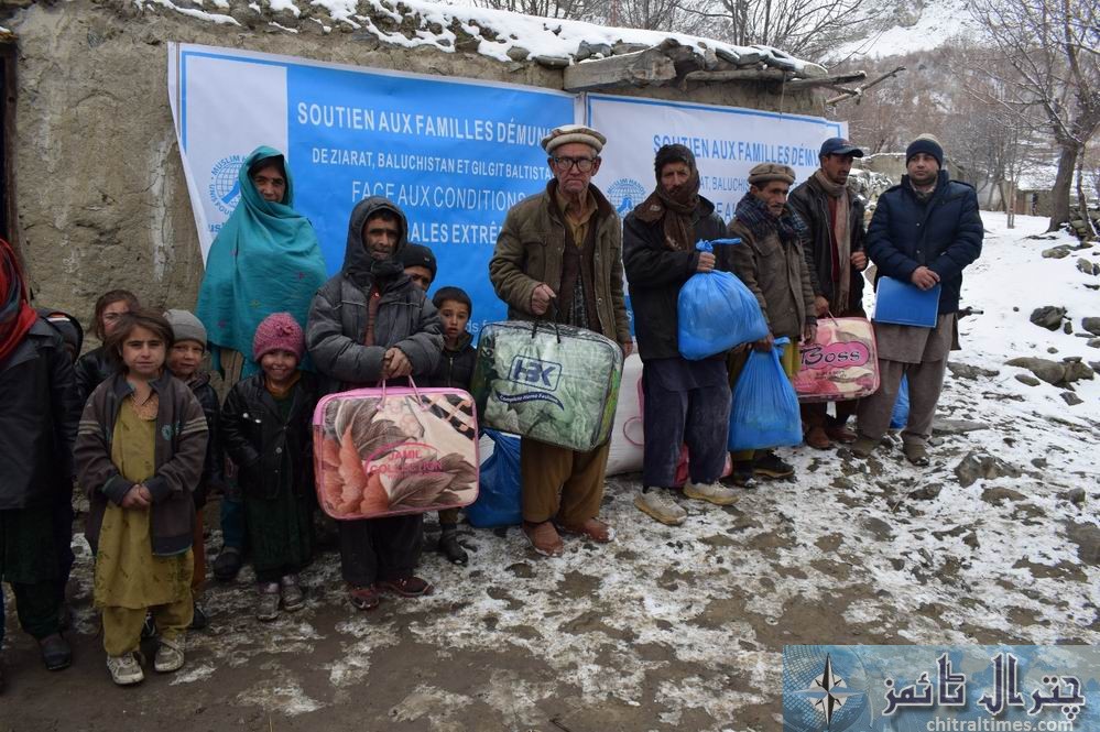hashoo distributes relief items in brep chitral1