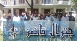 chitral class four employe protest at chitral press club