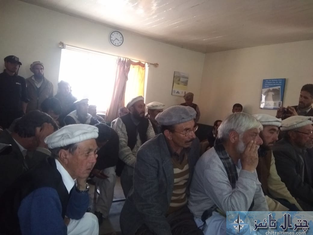 hoqoq awam upper chitral meeting and longmarch 10