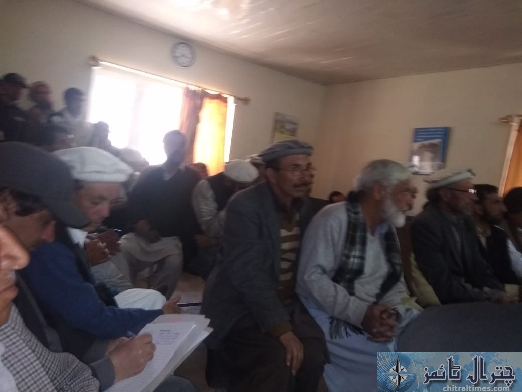 hoqoq awam upper chitral meeting and longmarch 5