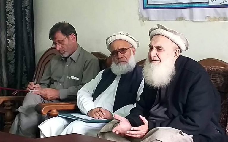 prof Israrud din meet the press chitral press club 2