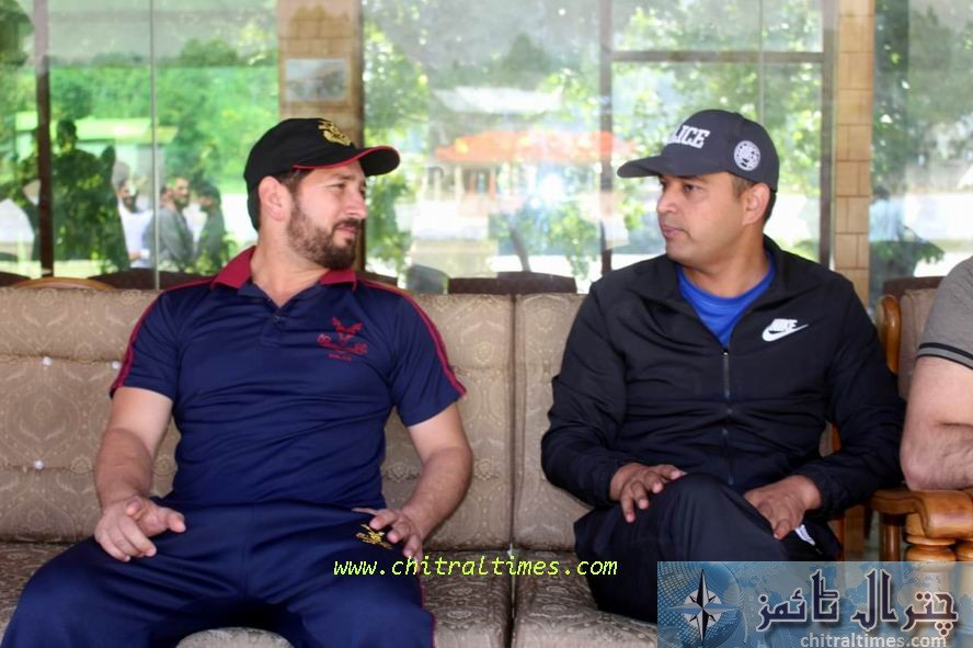 cricketer yasir shah visit chitral 1