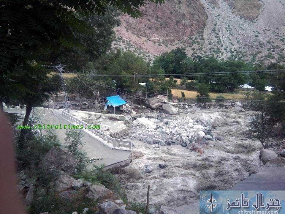 Golan flood and glacier outbrust and damages chitral 12