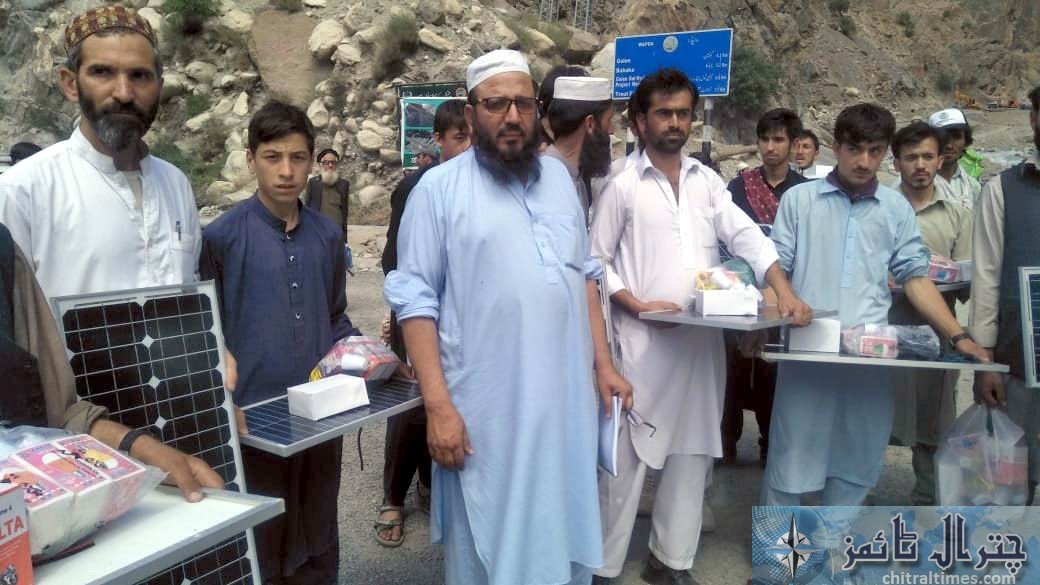 relief goods distributed on behalf of qari faizullah chitral in golan valley 8