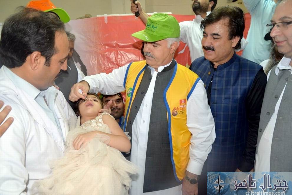 cm kp mehmood kicked off polio campaign2