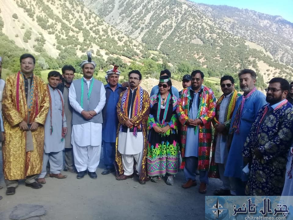 dc chitral naved ahmad participated kalash festival ochal2