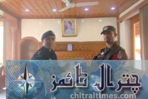 dpo chitral wasim raiz givingaway certificates to police jawans 2