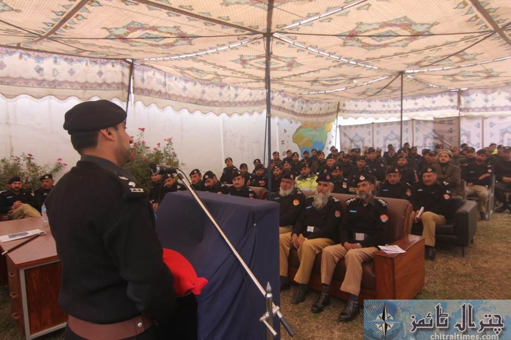 chitral police hold anti corruption day 9th dec 4