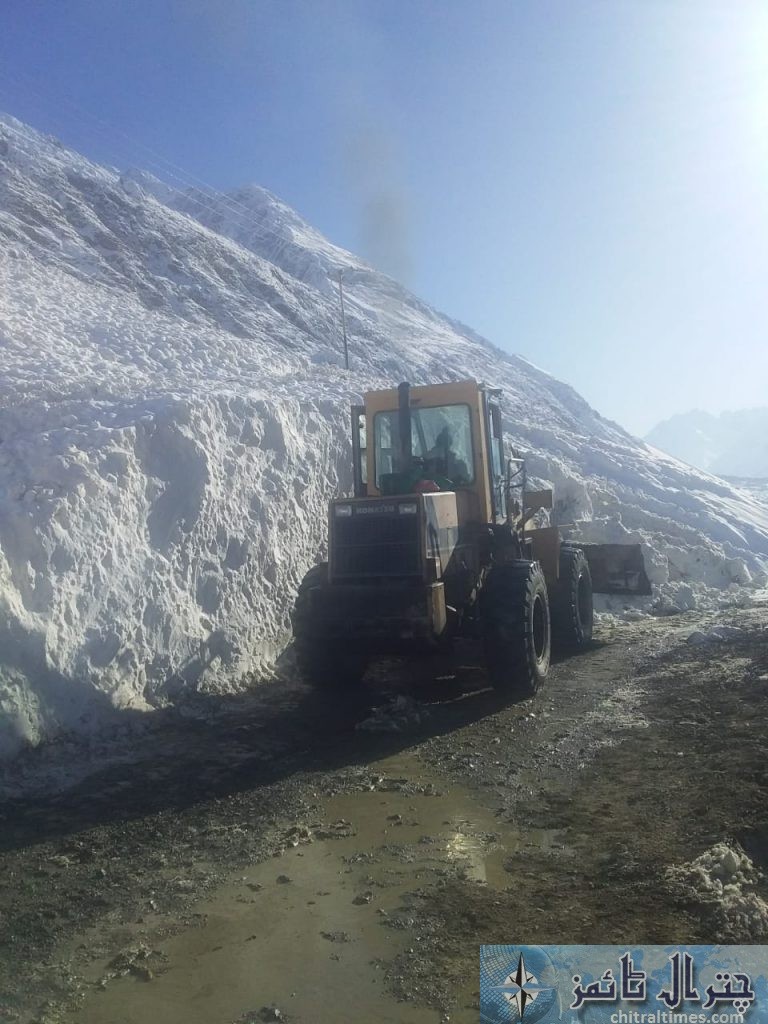 upper chitral snowfall and road clearence11mastuj45 scaled