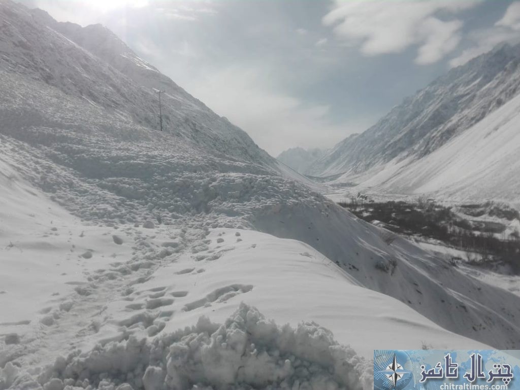 upper chitral snowfall and road clearence11mastuj4t scaled