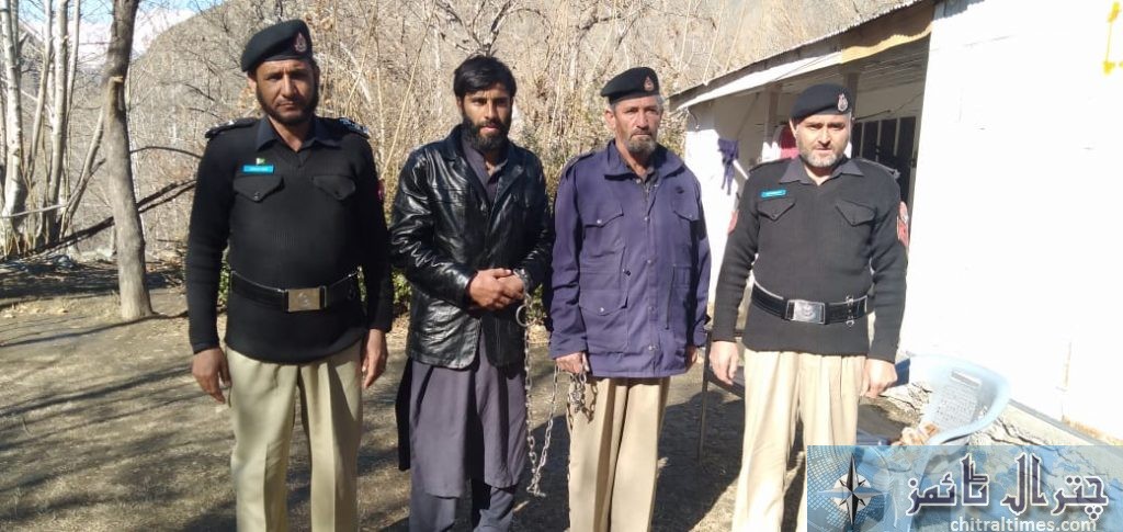 chitral police karwari thiefs caught 1 scaled