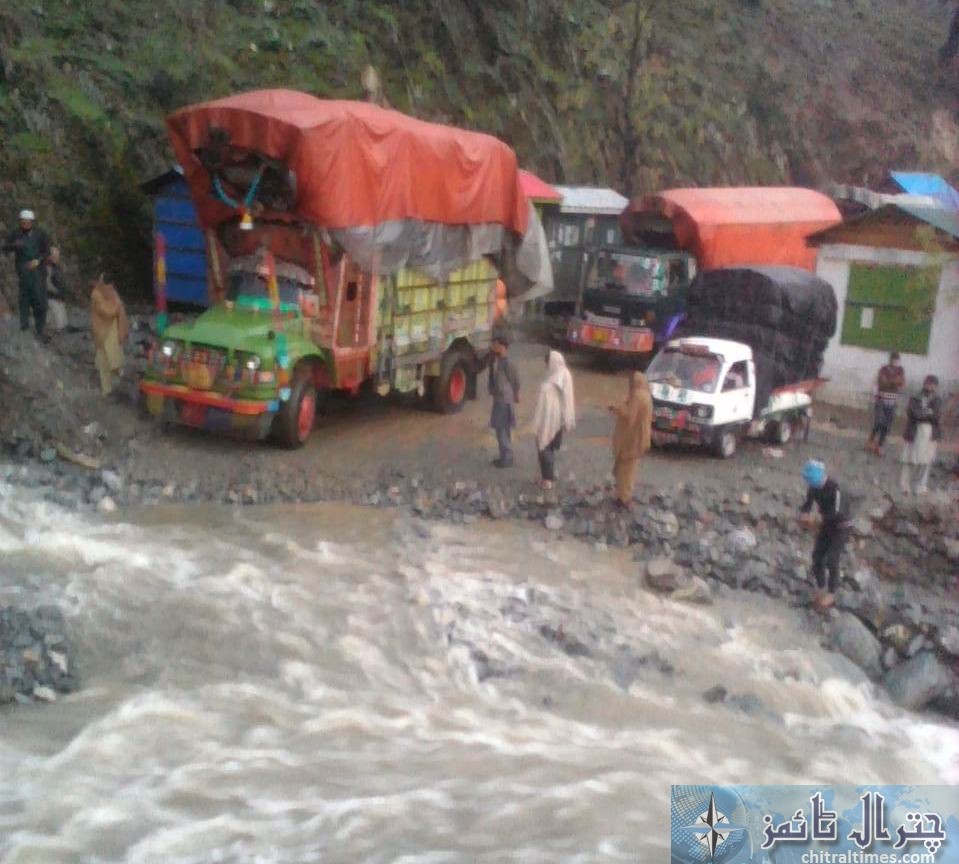 chitral continues raining damaged roads and crops 1