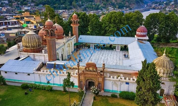 شاہی مسجد چترال  کے رنگ و روغن کوپرانی اور اصل رنگ میں بحال کیا جائے۔ڈپٹی کمشنر 