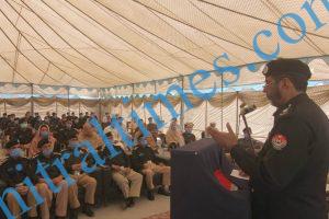 dpo chitral meeting with police jawans3