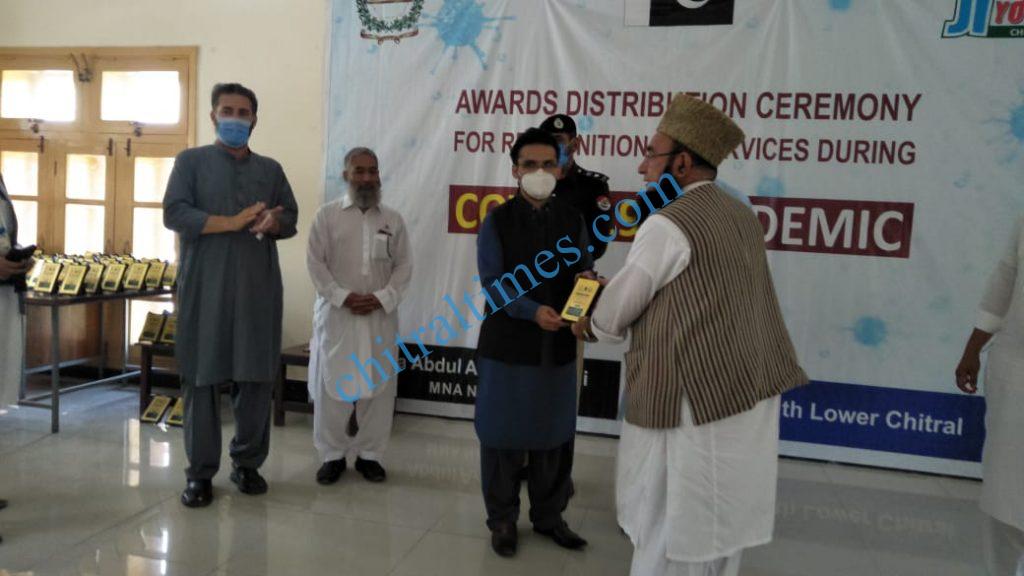 mna chitrali distributes awards among covid19 front line persons scaled
