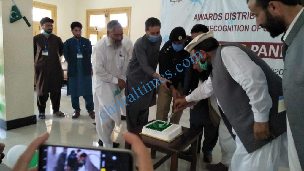 mna chitrali distributes awards among covid19 front line persons3