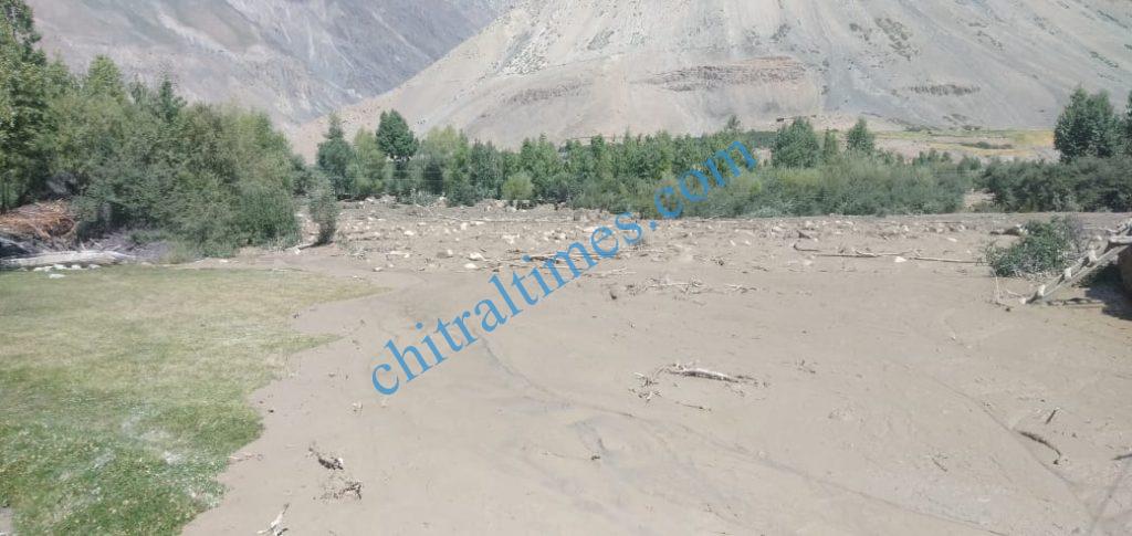 yarkhoon lasht flood 14 August chitral 1
