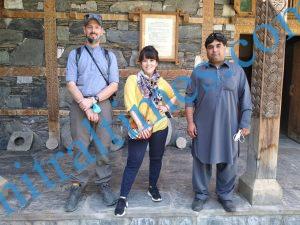 chitral tourists and kalash3