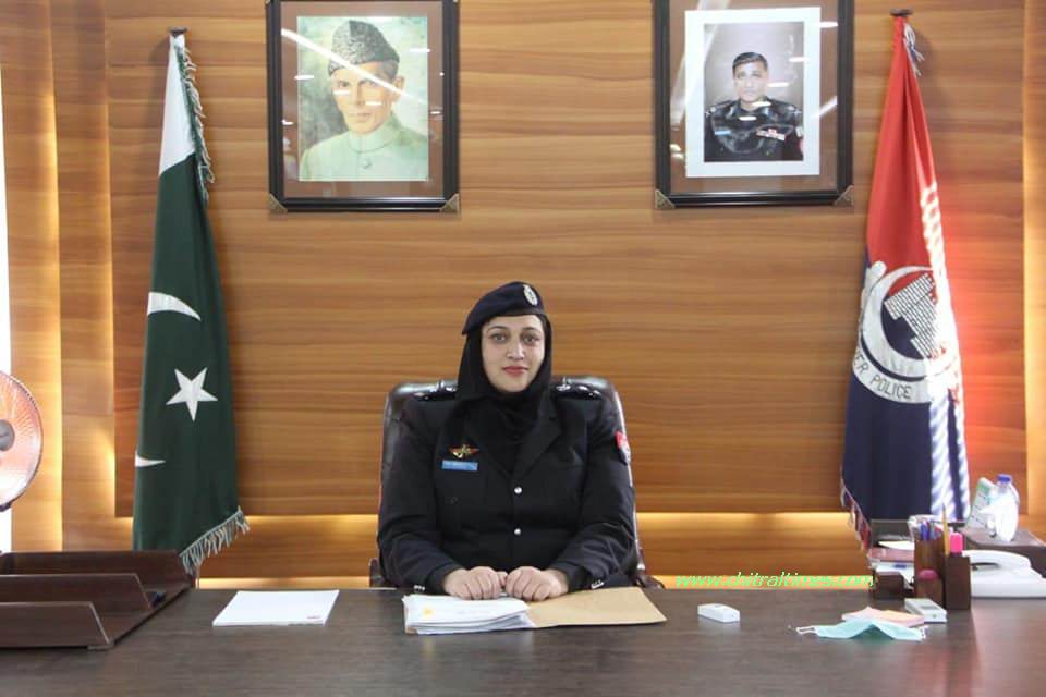 dpo chitral sonia shamroz khan meeting with journalists2