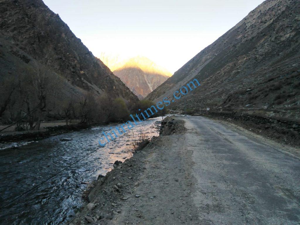 Garamchashma dsl line in danger chitral road 3
