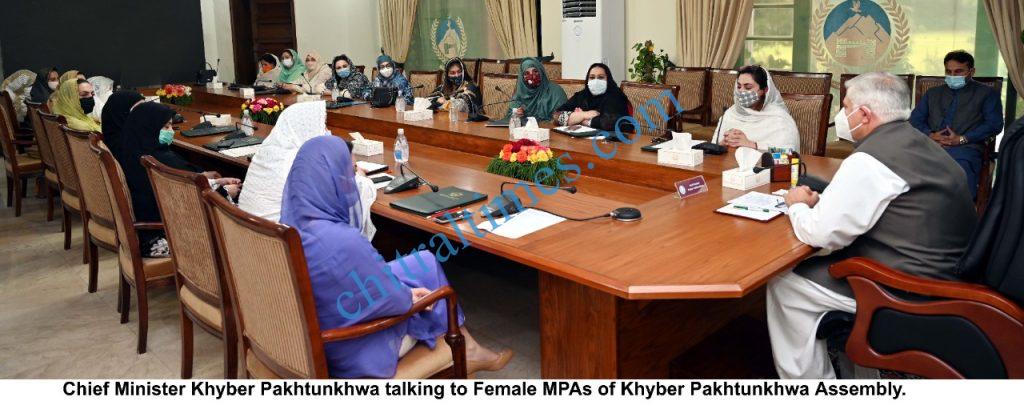 mahmood cm talking women delegation kp scaled