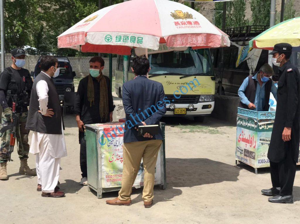 Chitral Times - The voice of Chitral | کوسٹر کرایوں میں اچانک اضافے پر اپر چترال انتظامیہ کی سخت تنبیہ transport kiraya upper2