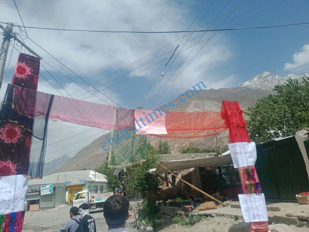 Chitral Times - The voice of Chitral | اکسفورڈ یونیورسٹی پی ایچ ڈی سکالر عبدالواحد خان چترال پہنچنے پر پرتباک استقبال chitraltimes abdul wahid khan phd schlor yarkhoon mastuj arrival6