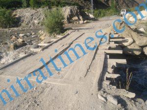 chitraltimes garamchashma bridges damages 1