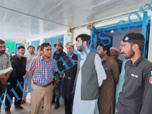 chitraltimes DC upper chitral bazar visit2
