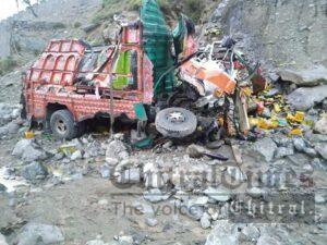chitraltimes Ashirate truck accident two dies1