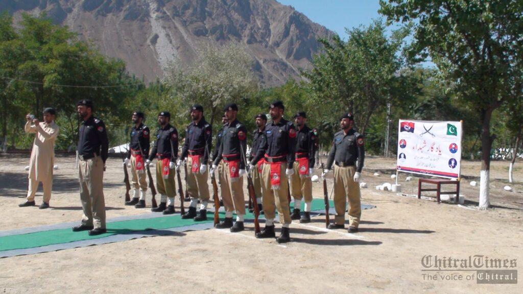 chitraltimes upper chitral police shuhada taqreeb2