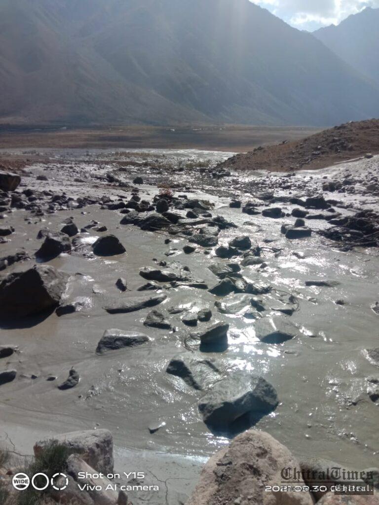 chitraltimes shandur flood washed away road 6