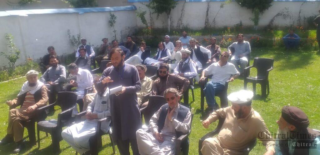 Chitral Times - The voice of Chitral | پندرہ برسوں سےزیرتعمیر بونی بوزند روڈ کی تکمیل کو اس کی مطلوبہ معیار کے مطابق یقینی بنائی جائے۔عمائدین chitraltimes torkhow press forum booni bozund road 2