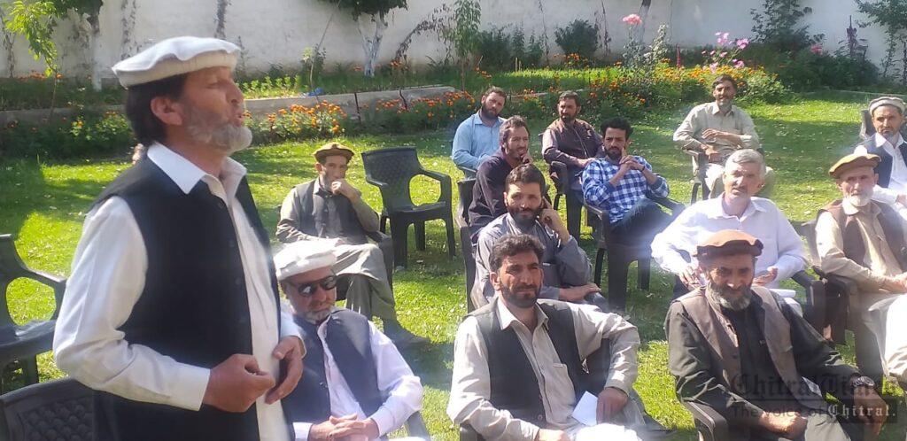 Chitral Times - The voice of Chitral | پندرہ برسوں سےزیرتعمیر بونی بوزند روڈ کی تکمیل کو اس کی مطلوبہ معیار کے مطابق یقینی بنائی جائے۔عمائدین chitraltimes torkhow press forum booni bozund road 6