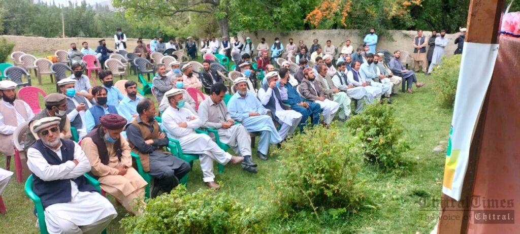 Chitral Times - The voice of Chitral | ڈپٹی کمشنر اپر چترال کی طرف سے تورکھو شاگرام میں کھلی کچہری، مسائل کےحل کی یقین دہانی chitraltimes torkhow shagram khullee kacheri yousuf2