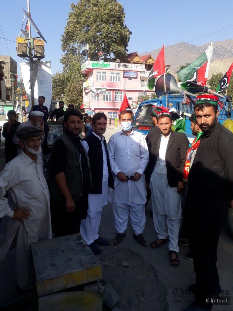 Chitral Times - The voice of Chitral | فرقہ ورانہ اورذات پات و برادری کی بنیادوں پرتقسیم شدہ چترال کو یکجا اورمتحد کرکے رہوںگا۔انجینئر فضل ربی ppp chitral meeting