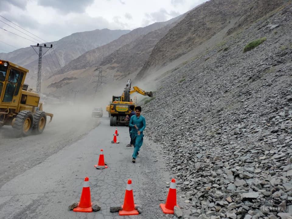 chitraltimes chitral mastuj shandur road construction work in progress raghlasht
