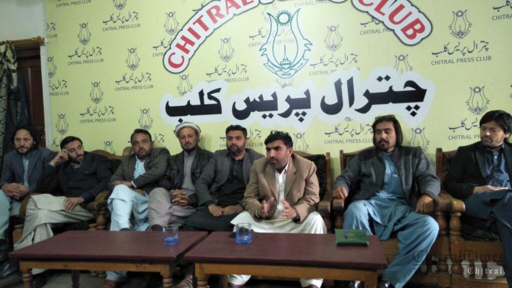 chitraltimes pti abdul lateef press confrence2